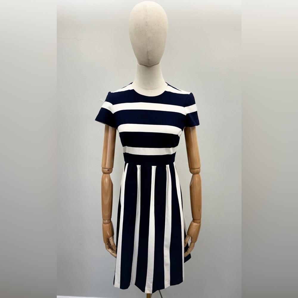 Eliza J Navy and Cream Striped Dress Size 2 Polyester Spandex Rayon
